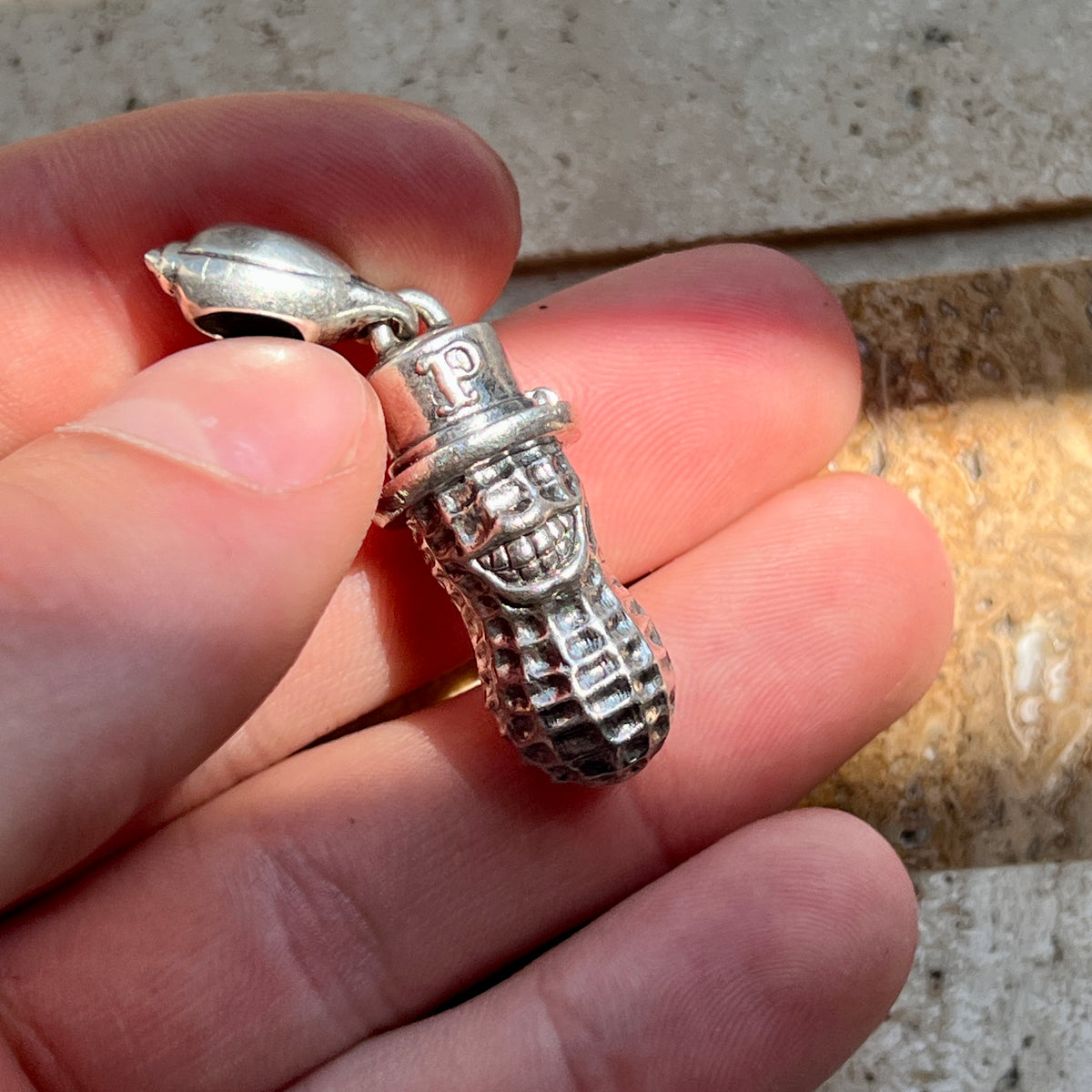 Peanut&co Erdnuss Anhänger Silber